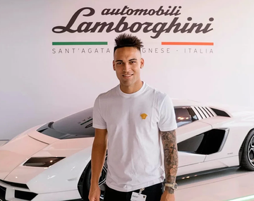 Vale 270 mil euros y alcanza los 300km de velocidad: el nuevo auto de Lautaro Martínez