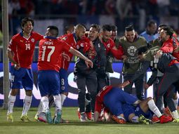 chile se impuso en los penales y se quedo con la copa america chile se impuso en los penales y se quedo con la copa america