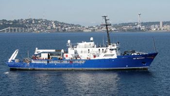 Uruguay le comprará a Estados Unidos el buque oceanográfico Mount Mitchell. Uruguay le comprará a Estados Unidos el buque oceanográfico Mount Mitchell.