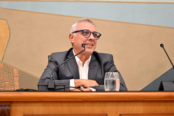 Julio Zamora: Tenemos que trabajar con lo que le pasa a la gente