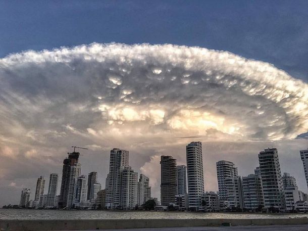 Mirá la espectacular nube que se vio en Colombia
