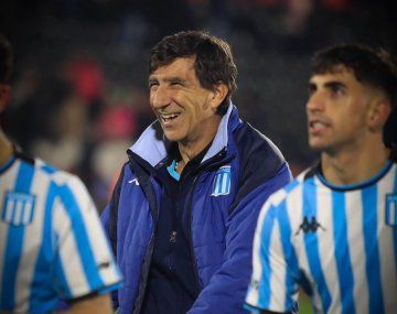 El 11 titular de Racing para asegurar la clasificación ante Huachipato