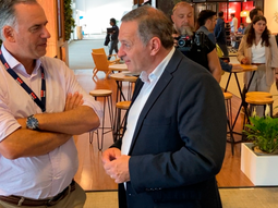 Yamandú Orsi y Álvaro Delgado tuvieron un cruce sobre el presente del Frente Amplio. Yamandú Orsi y Álvaro Delgado tuvieron un cruce sobre el presente del Frente Amplio.