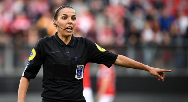 Stéphanie Frappart será la primera mujer en dirigir la final de la Supercopa Europea