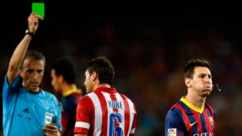 revolucion en el futbol: debuta en italia la tarjeta verde