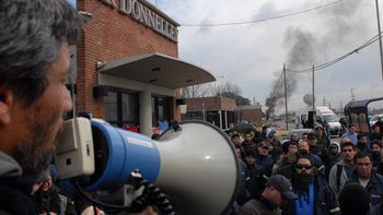 el ministerio de trabajo recibe a los trabajadores de la imprenta donnelley el ministerio de trabajo recibe a los trabajadores de la imprenta donnelley