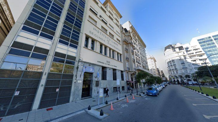 Los colegios secundarios de la UBA no acatarán el fallo y no habrá clases presenciales