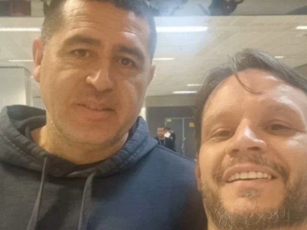 El vice acompaña: Juan Román Riquelme está en Brasil con el plantel de Boca