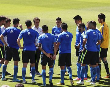 La primera reunión de Guillermo con sus dirigidos en este 2018