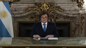 La impronunciable cifra de 20 dígitos que dio Javier Milei para justificar la reforma en el Banco Central La impronunciable cifra de 20 dígitos que dio Javier Milei para justificar la reforma en el Banco Central