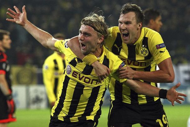 Borussia Dortmund sorprendió al Real Madrid y le sacó la punta