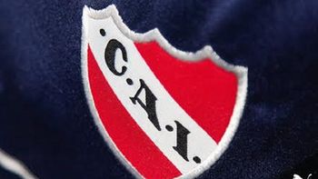 mira la camiseta que independiente estrenara ante river mira la camiseta que independiente estrenara ante river