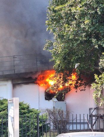 Incendio en el Edificio Libertad: hay 75 evacuados y 5 heridos