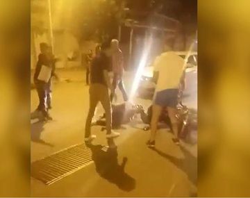 Intentaron robar a una anciana y terminaron linchados