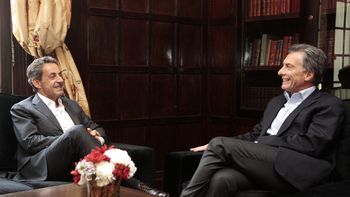 en campana, tanto macri como scioli tendran su foto junto al ex presidente sarkozy en campana, tanto macri como scioli tendran su foto junto al ex presidente sarkozy