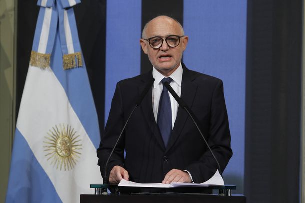 Malvinas más militarizada: Argentina insta a Gran Bretaña a sentarse a negociar