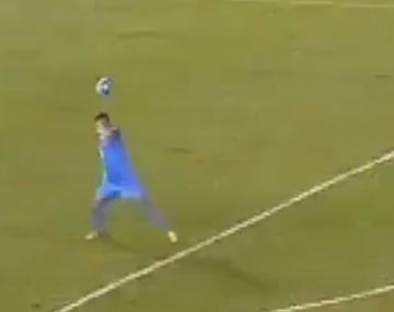 El curioso saque del sirio es furor