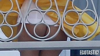 una mediatica mostro de mas por culpa del viento una mediatica mostro de mas por culpa del viento