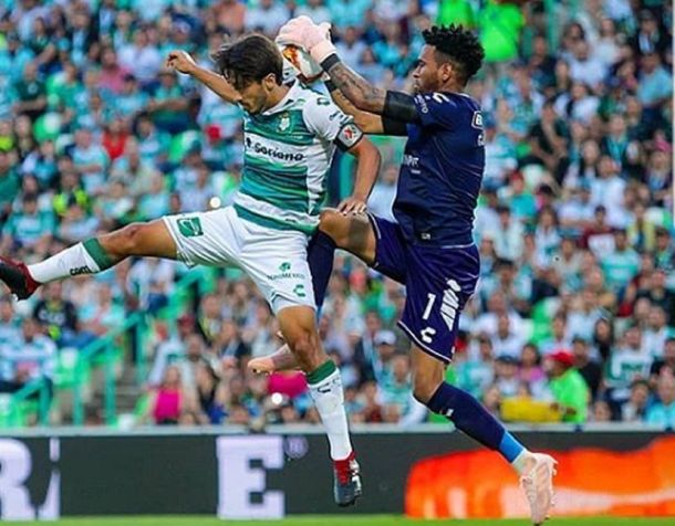 El arquero que quiere Boca se comió cuatro tantos y es el más goleado de la Liga mexicana