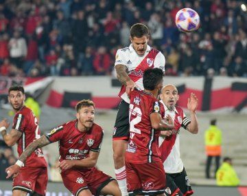 En el debut oficial de Demichelis