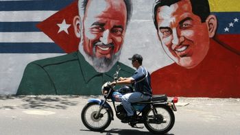 hugo chavez, con tratamientos complejos y duros hugo chavez, con tratamientos complejos y duros