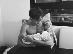 paulo londra celebro la llegada de su tercera hija y mostro por primera vez a justina paulo londra celebro la llegada de su tercera hija y mostro por primera vez a justina