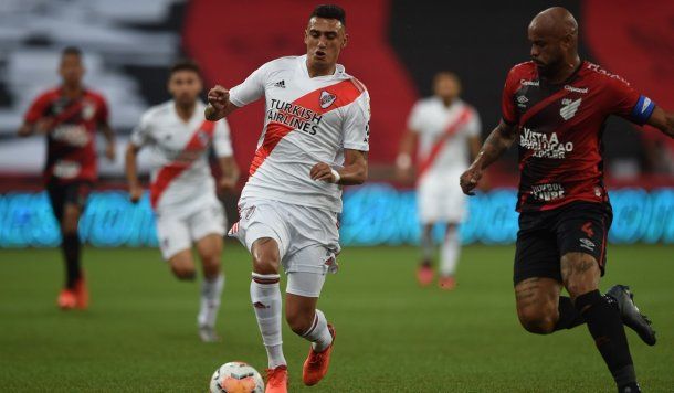 Paranaense, con seis bajas por coronavirus, igualó 1-1 con River en la ida por los octavos de la Copa Libertadores.