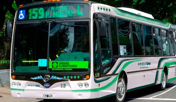 Paro de colectivos: 10 líneas sin servicio por un conflicto gremial