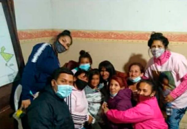 Las imágenes del reencuentro entre Maia y su familia