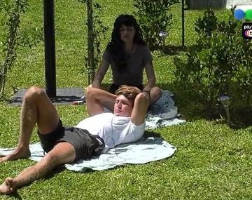 El ritual out of context de Marcos y su hermana Valentina