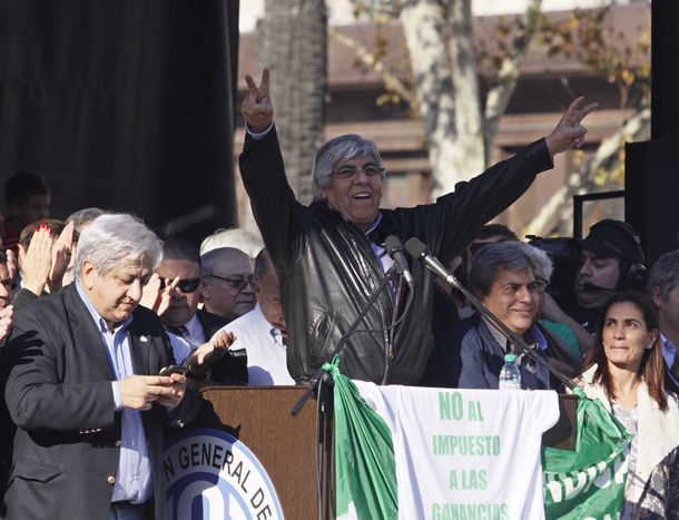 Moyano comparó al Gobierno nacional con una dictadura