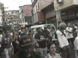 Marchan los familiares de las víctimas de la masacre en Río de Janeiro. Marchan los familiares de las víctimas de la masacre en Río de Janeiro.