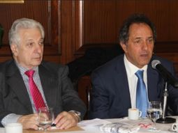 un ministro de scioli dijo que para macri, el trabajo es una variable de ajuste un ministro de scioli dijo que para macri, el trabajo es una variable de ajuste