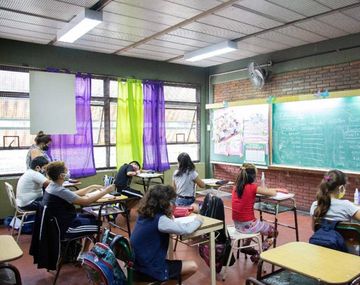 Clases presenciales: exigen a la Ciudad informes sobre protocolos de testeos y citaron a ministros