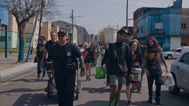 Se estrena Pintó la Isla en el Cine Gaumont: el documental sobre un proyecto cultural en la Isla Maciel