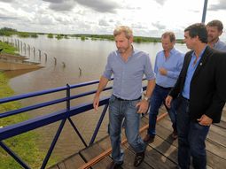 funcionarios de macri salen a recorrer las zonas inundadas en el litoral funcionarios de macri salen a recorrer las zonas inundadas en el litoral