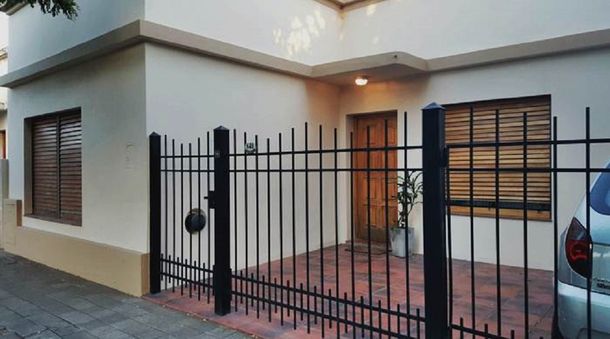 Entraron a robar a una casa y se llevaron hasta las fotos del casamiento