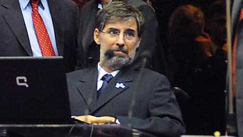 el 10 de diciembre de 1983 se inauguro la democracia el 10 de diciembre de 1983 se inauguro la democracia