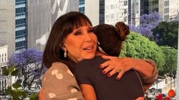 Moria Casán y Cinthia Fernández sellaron la paz en vivo tras días de alta tensión Moria Casán y Cinthia Fernández sellaron la paz en vivo tras días de alta tensión