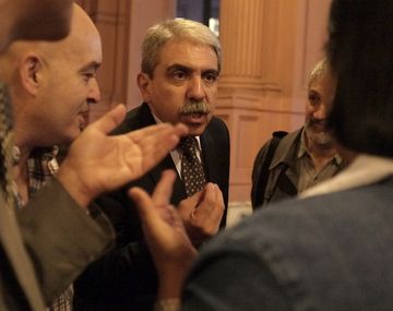 Aníbal F. descartó intervenir la AFA