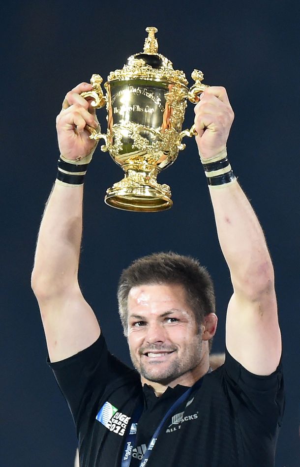 Las mejores imágenes de los festejos de los All Blacks tras ganar el Mundial de Rugby
