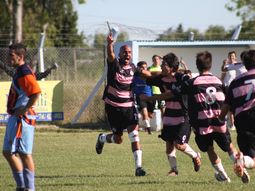 juan sebastian veron volvera a jugar al futbol en un equipo de la plata juan sebastian veron volvera a jugar al futbol en un equipo de la plata