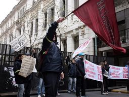 donnelley: fuerte operativo para evitar un nuevo piquete donnelley: fuerte operativo para evitar un nuevo piquete