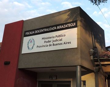 Brutal femicidio: una mujer fue asesinada de 24 puñaladas y su pareja quedó detenida