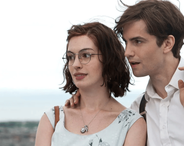 Anne Hathaway es furor por una película romántica.