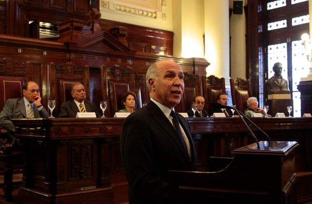 La Corte declaró inadmisible el pedido del Grupo Clarín