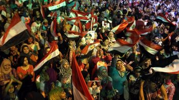 nuevos enfrentamientos en egipto dejan cinco muertos nuevos enfrentamientos en egipto dejan cinco muertos