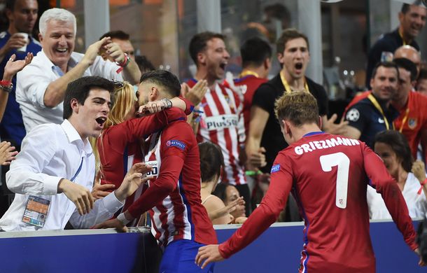 Un pollerudo: mirá el romántico festejo de Carrasco tras su gol al Real Madrid