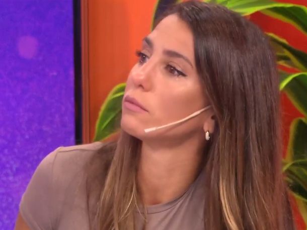 Nada les viene bien: Cinthia Fernández no pudo contener las lágrimas frente a Moria Casán