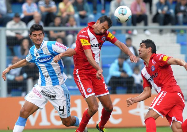 Argentinos está obligado a ganarle a Rafaela para no hundirse en el descenso